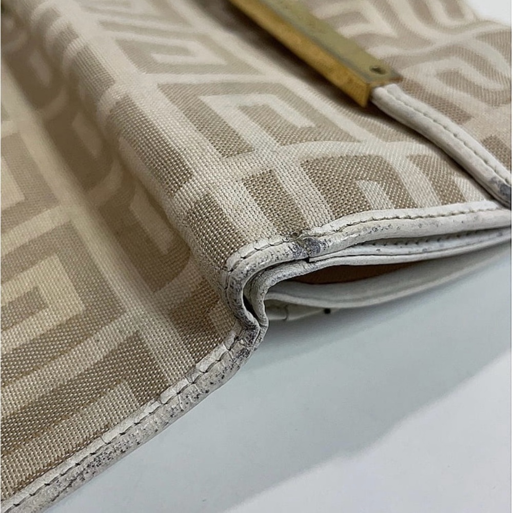 Givenchy Wallet - Picture 5 of 14